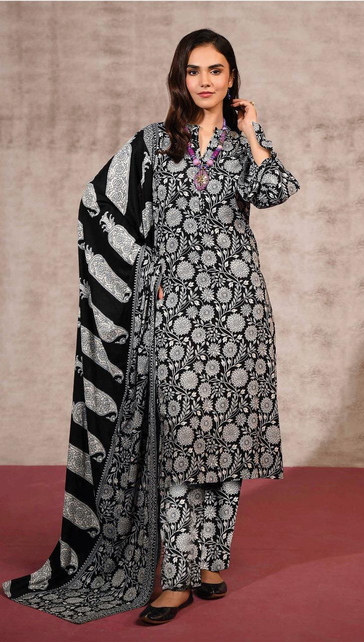 3 Pcs Women's Unstitched Khaddar Printed Suit