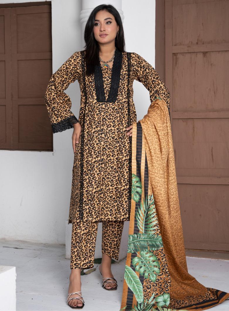 3 Pcs Women's Unstitched Khaddar Printed Suit