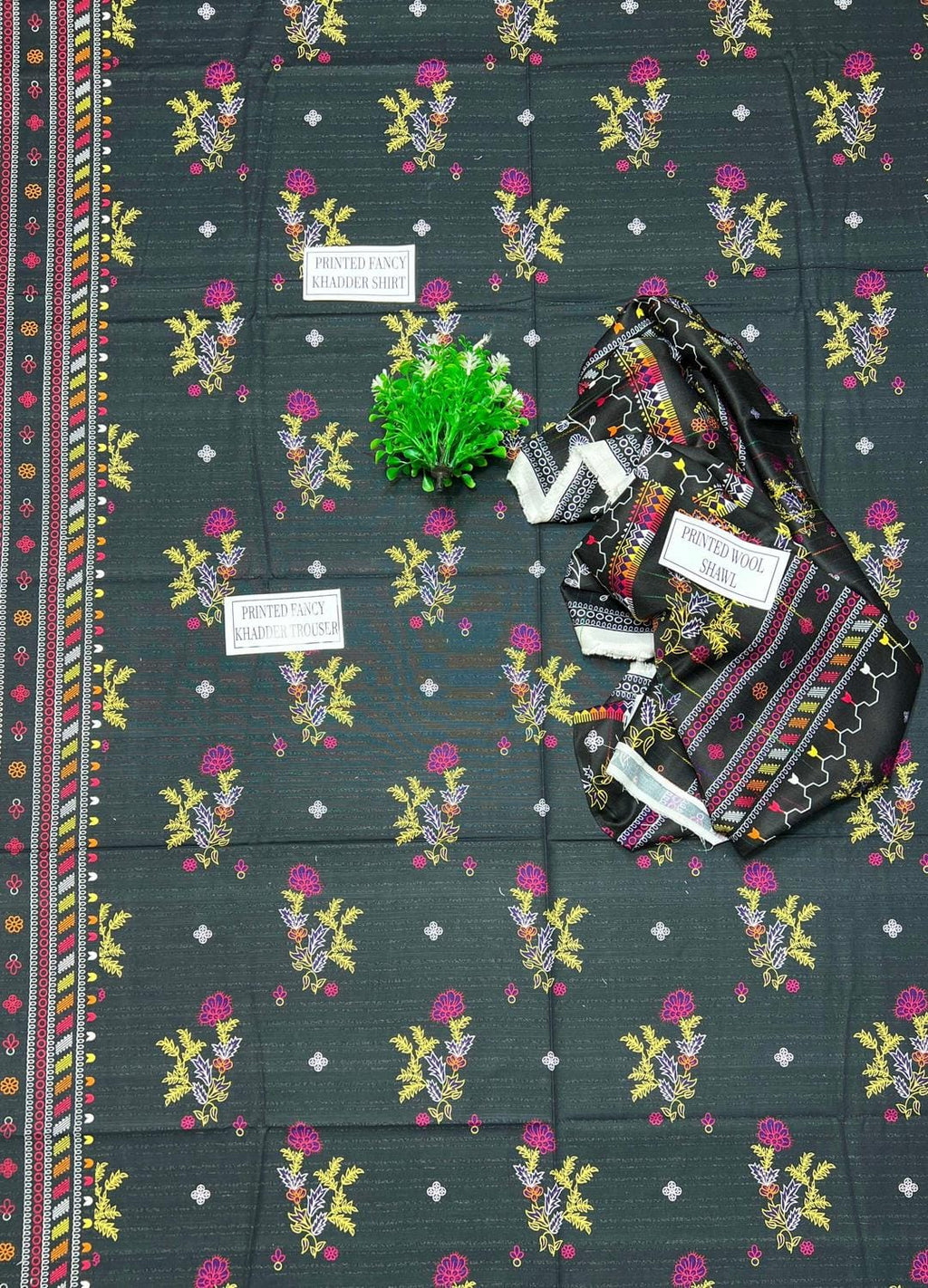 3 Pcs Women's Unstitched Khaddar Printed Suit