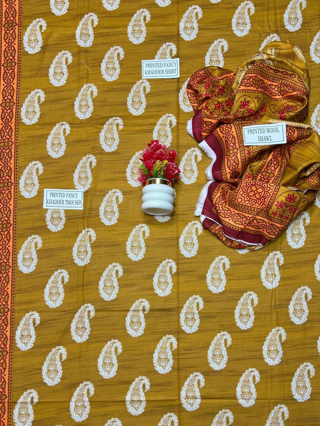 3 Pcs Women's Unstitched Khaddar Printed Suit