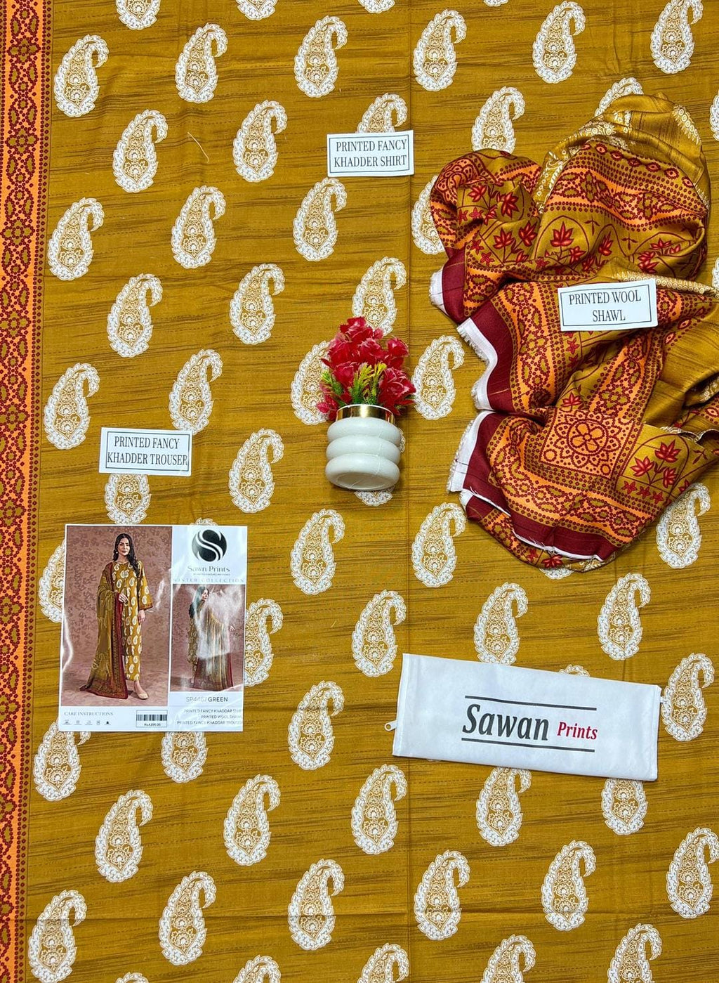 3 Pcs Women's Unstitched Khaddar Printed Suit